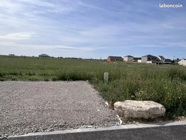 Terrain 644 m² Sarry
