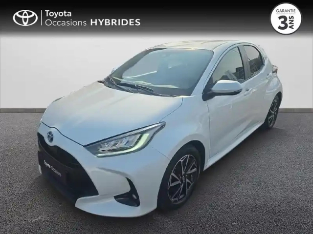 Toyota Yaris 116h design 5p my22