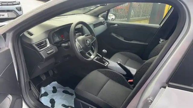 Renault Clio tce 90 — photo 9