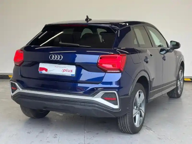 Audi Q2 35 tfsi 150 s tronic 7 — photo 8