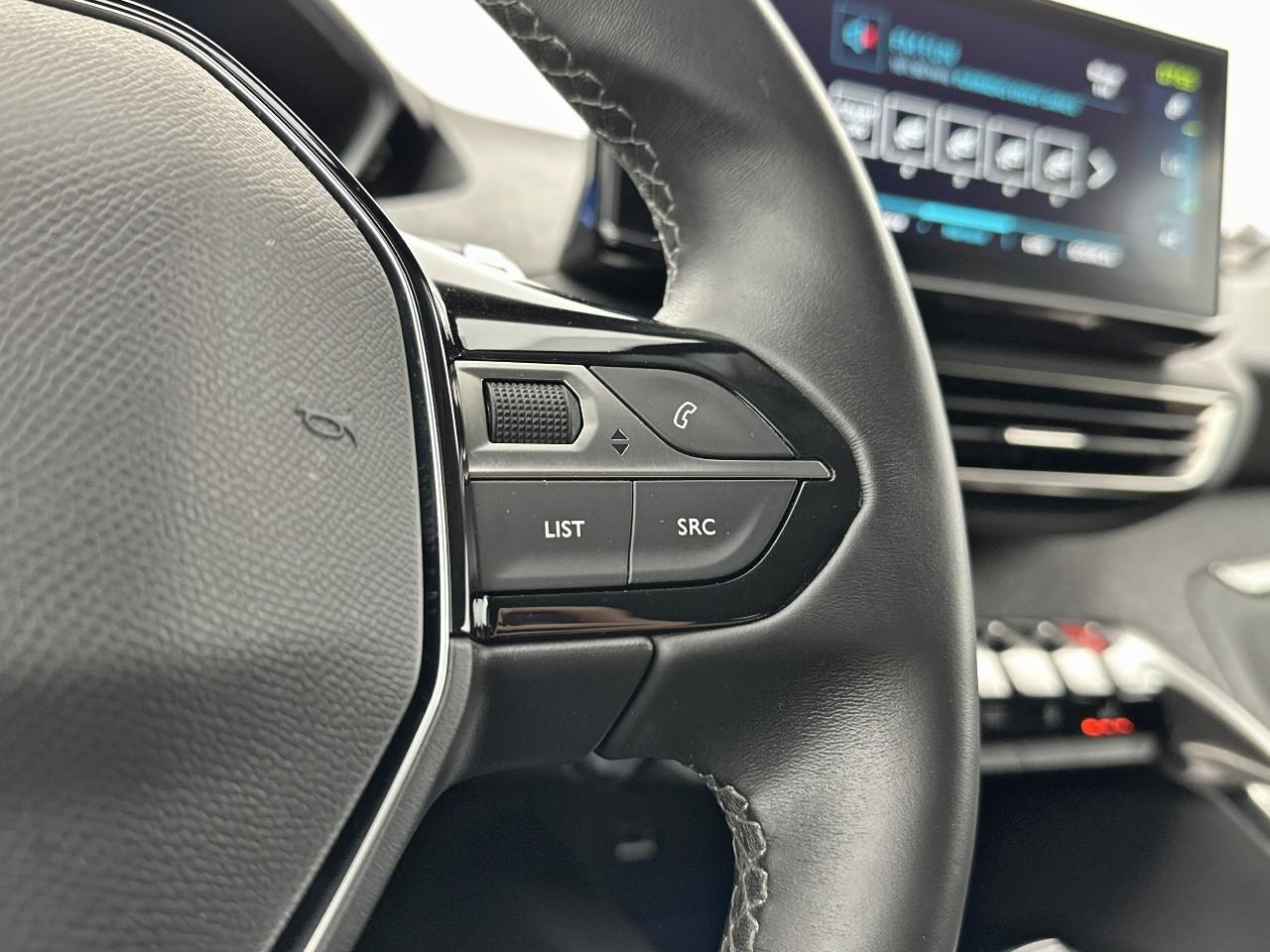 Peugeot 3008 hybrid 225 e-eat8 allure pack — photo 19