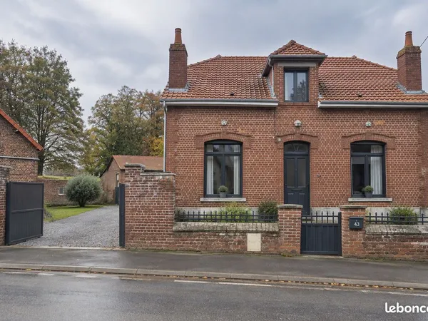 Maison de caractère 120 m² avec jardin - Entièrement rénovée - Secteur BOURSIES