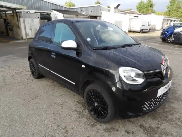 Renault Twingo iii e-tech — photo 5