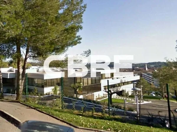 Bureaux 445 m²