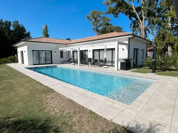 Maison a vendre 4 pièces 148 m2
