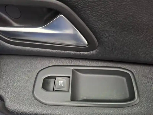 Dacia Duster eco-g 100 4x2 — photo 18