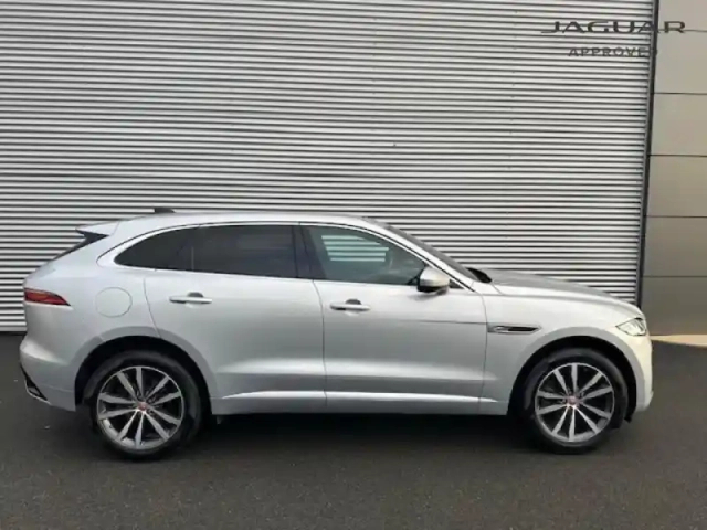 Jaguar F-Pace p400e plug-in-hybrid r-dynamic se bva8 awd — photo 5