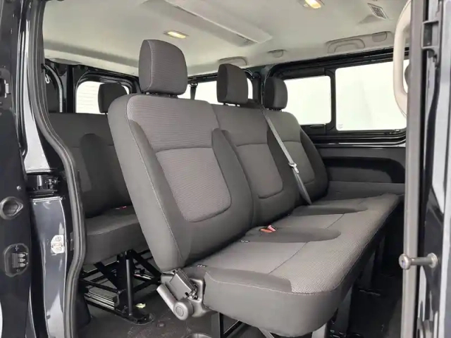 Renault Trafic l1 dci 150 energy s&amp;s — photo 25