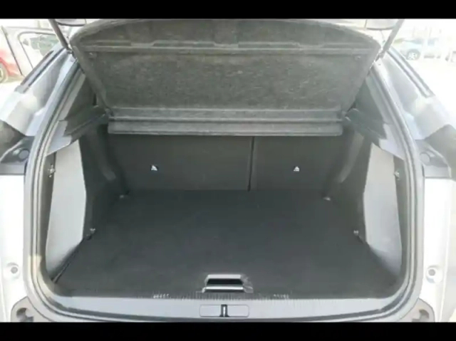 Peugeot 2008 1.2 puretech 155ch s&amp;s gt pack eat8 — photo 12