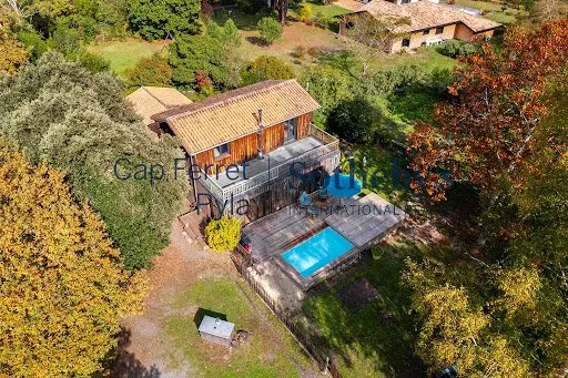 Maison 7 pièces 166 m²