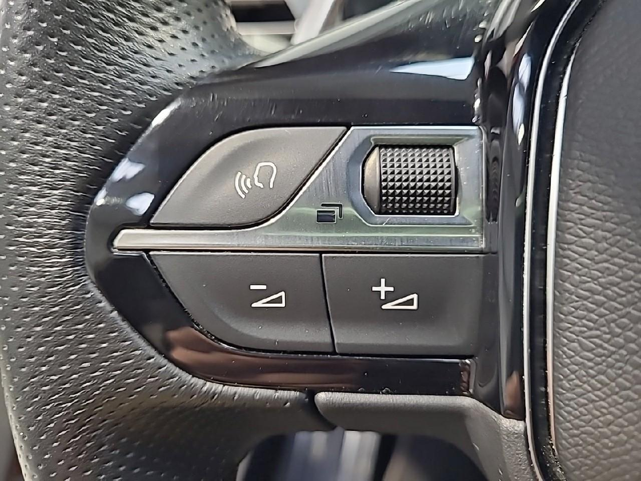 Peugeot 3008 hybrid 225 e-eat8 gt — photo 29