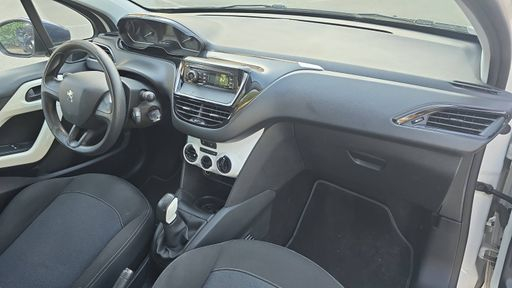 Peugeot 208 1.2 PureTech 68 - Like – 2018 – 128156 km – Essence – Boîte Manuelle — photo 33