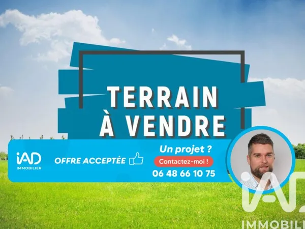 Terrain 827 m²