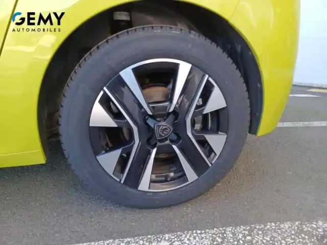 Peugeot 208 puretech 100 s&amp;s bvm6 — photo 32