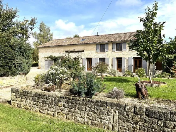 Maison 8 pièces 287 m²