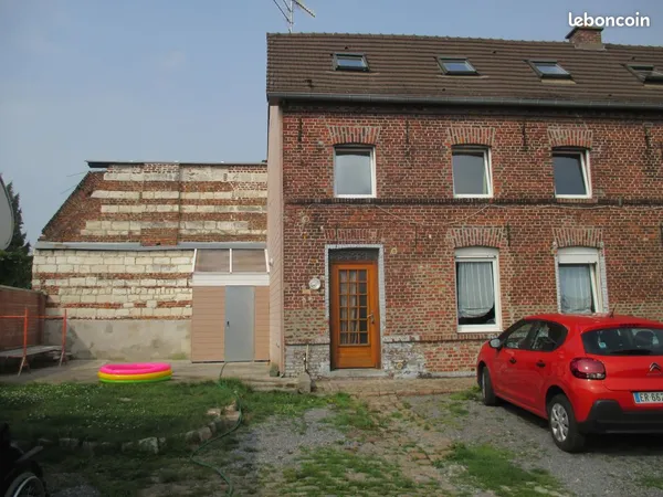 Maison à louer à Gondecourt