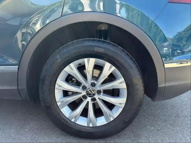 Volkswagen Tiguan 2.0 tdi 150ch life plus dsg7 — photo 20