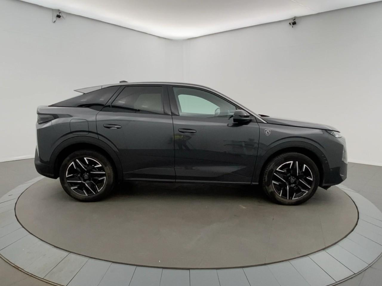 Peugeot 3008 hybrid 145 e-dcs6 gt — photo 4