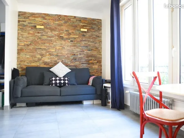 Studio 1 pièce 33 m²
