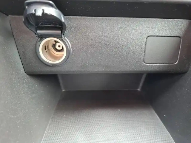 Dacia Sandero eco-g 100 — photo 12