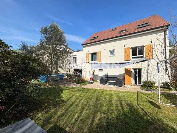 Nestenn Igny Maison familiale de 169 m2 dans le secteur très recherché de Gommonvilliers A deux pas 