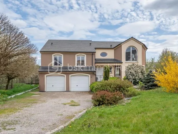 Maison 204 m² - Élange - Terrain 1 142 m²