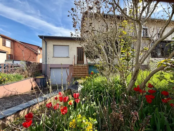 MULHOUSE CITE - Maison F4 avec jardin et garage 89 000 EUR