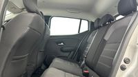 Dacia Sandero 1.0 TCe 90ch Stepway Expression — photo 10