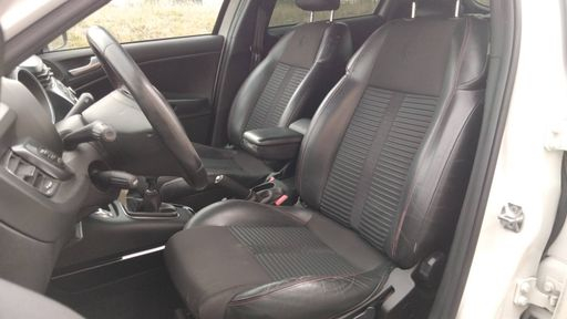 Alfa Romeo Giulietta 2.0 JTDm 140 - Distinctive – 2012 – 121144 km – Diesel – Boîte Manuelle — photo 11