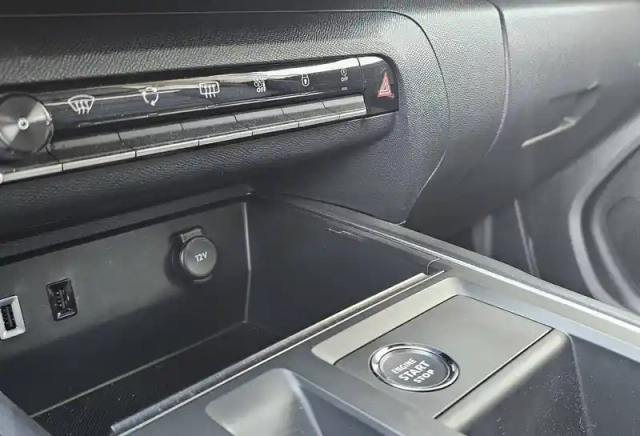 Citroën C5 Aircross hybride 145 e-dcs6 — photo 11