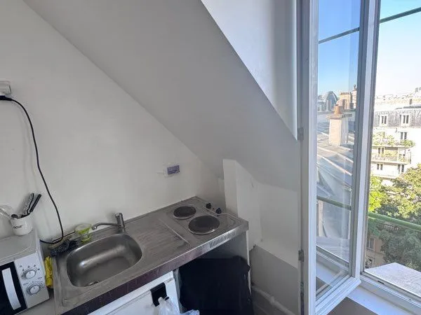 Sous-loue studio meublé - 10m² - Paris 5ème