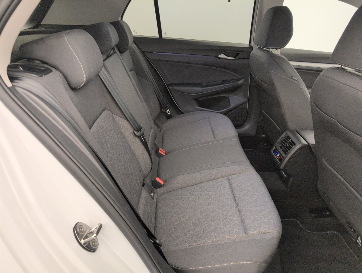 Volkswagen Golf 8 — photo 10