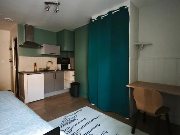 Studio meublé 16 m² Ancenis centre avec local vélo sécurisé