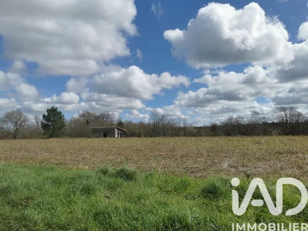 Terrain 1990 m²