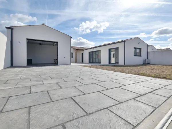 Maison contemporaine de 148 m² proche La Rochelle - RE2020 DPE A