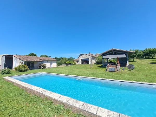 Maison de luxe 9 pièces 239 m²