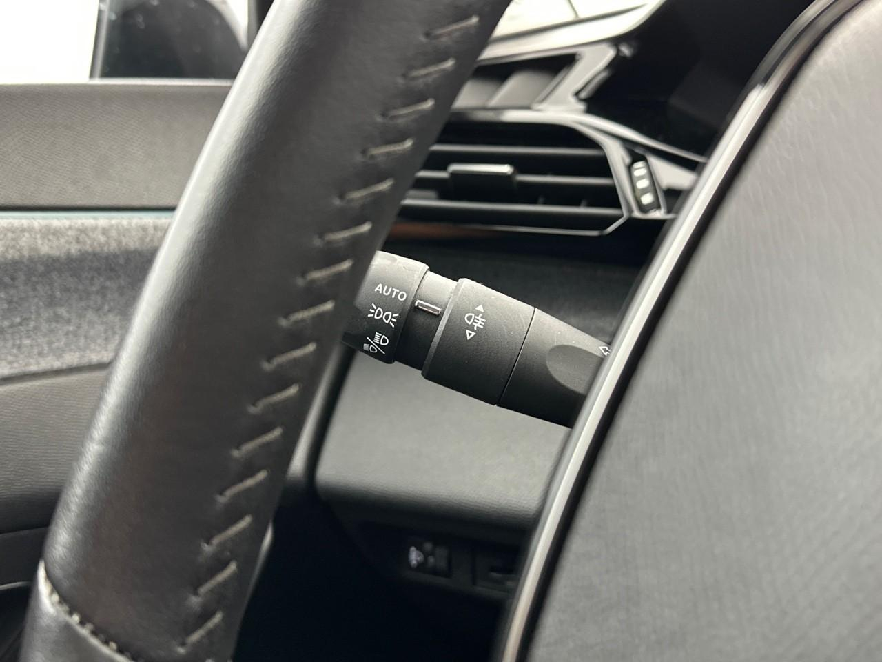 Peugeot 308 sw puretech 130ch s&s bvm6 allure pack — photo 20
