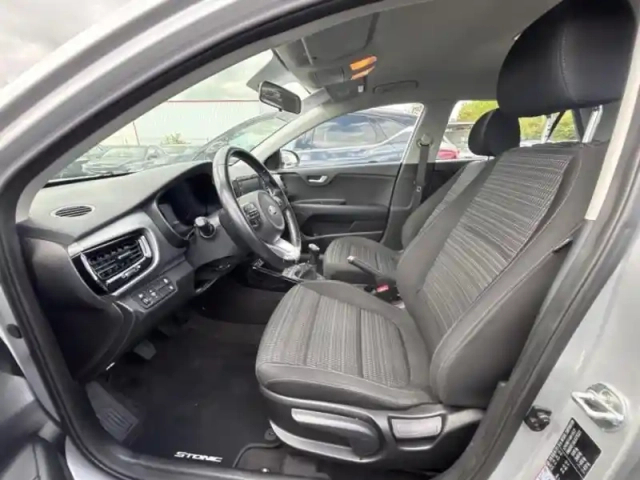 Kia Stonic 1.0 t-gdi 100ch isg active euro6d-t — photo 11