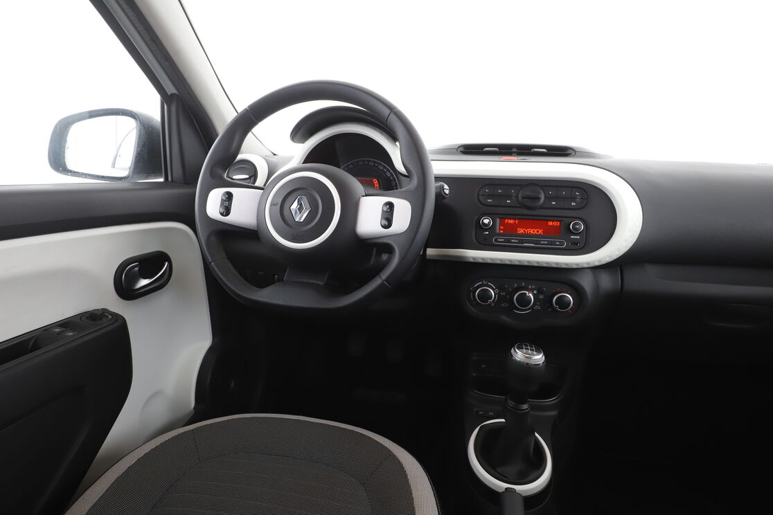 Renault Twingo 1.0 SCe Zen — photo 12
