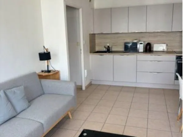 Beau T2 meublé 45m² Chartrons