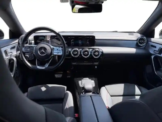 Mercedes Cla shooting brake 200 d 150ch amg line 8g-dct 8cv — photo 8