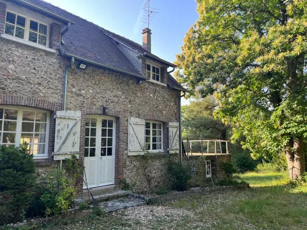 À louer à l'année : maison de campagne à une heure de Paris