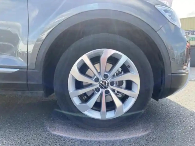 Volkswagen T-Roc 1.5 tsi evo 150ch style — photo 10