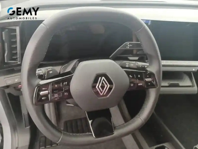 Renault Megane e-tech ev60 220 ch super charge — photo 13