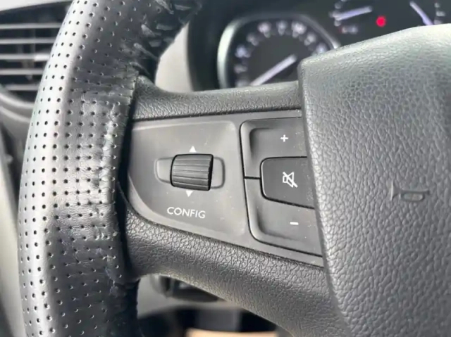 Peugeot Expert fourgon fg long 2.0 bluehdi 120ch premium pack s&amp;s — photo 21