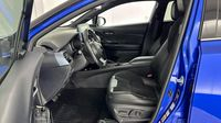 Toyota C-Hr 184h Collection 2WD E-CVT MC19 — photo 12