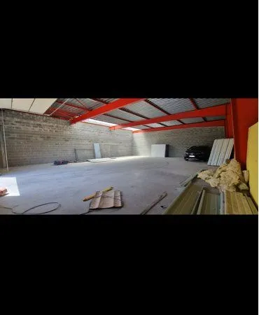 Vends bâtiment industriel