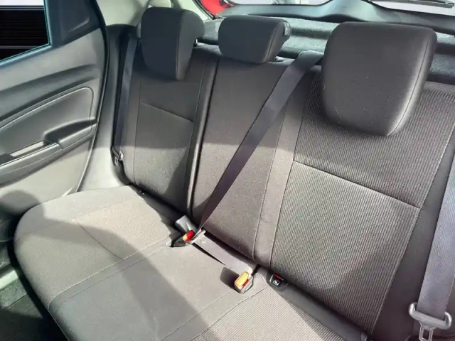 Suzuki Swift sport 1.4 boosterjet hybrid — photo 13