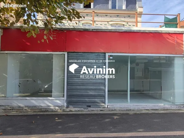 Local commercial 75 m² Vaires-sur-Marne