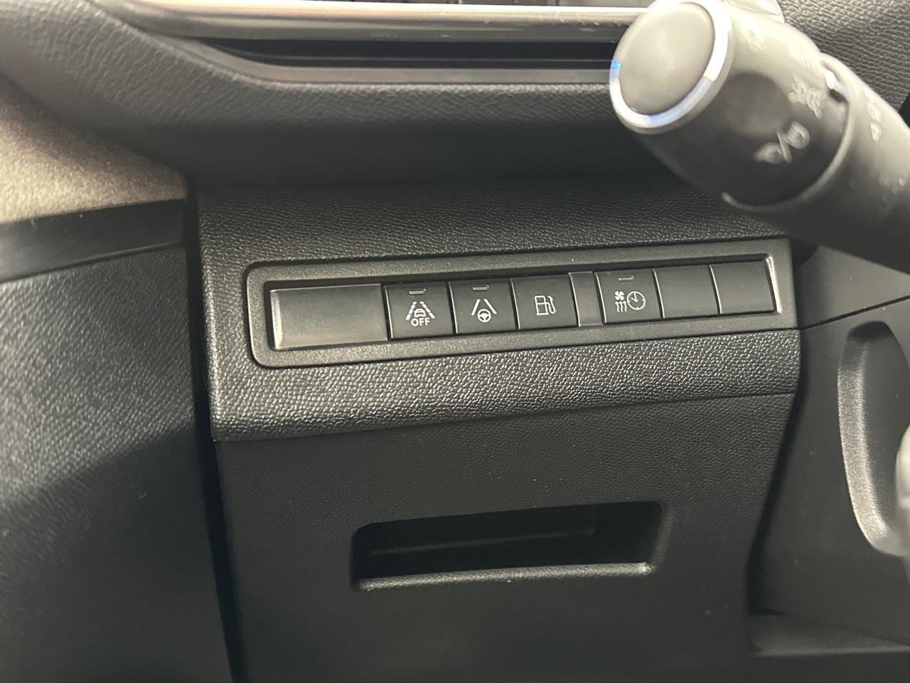 Peugeot 3008 hybrid 225 e-eat8 gt — photo 16